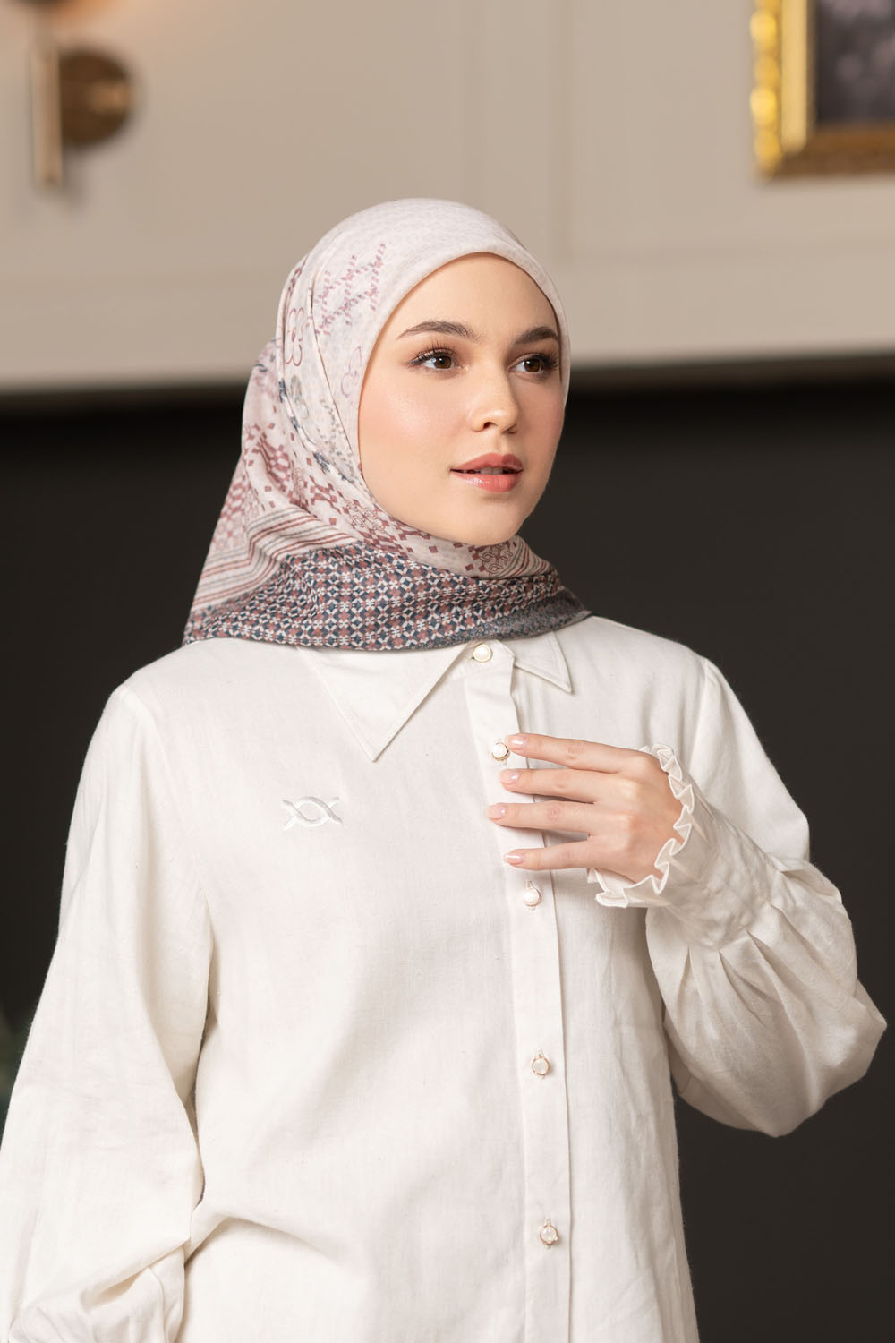 Esme Scarf