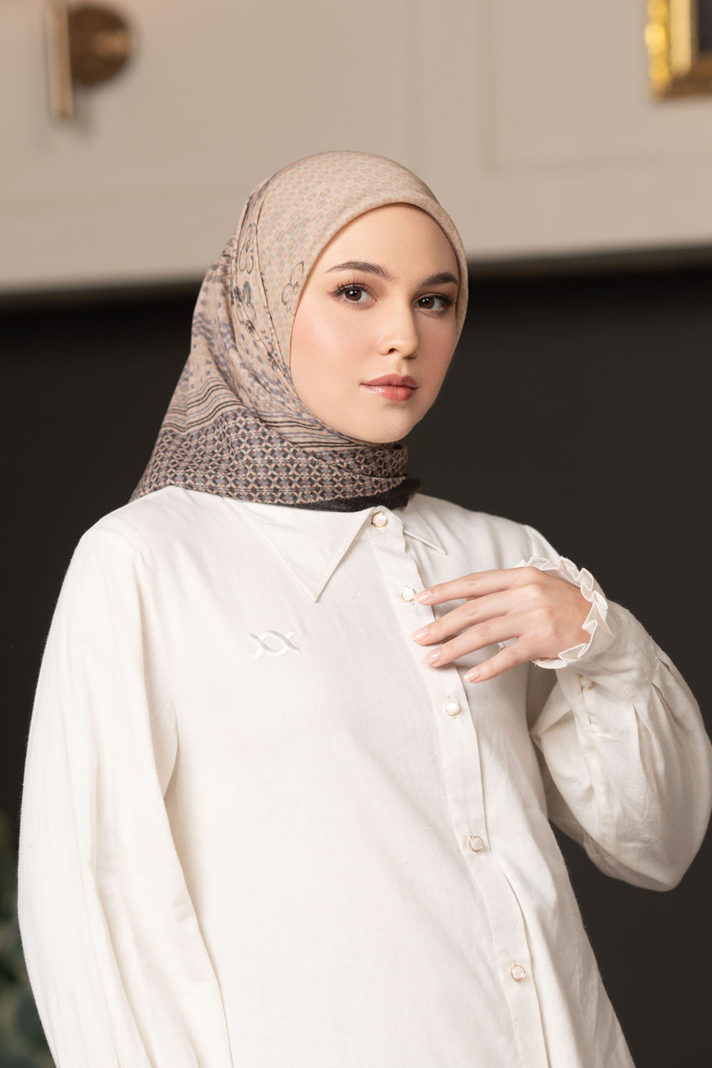 Esme Scarf