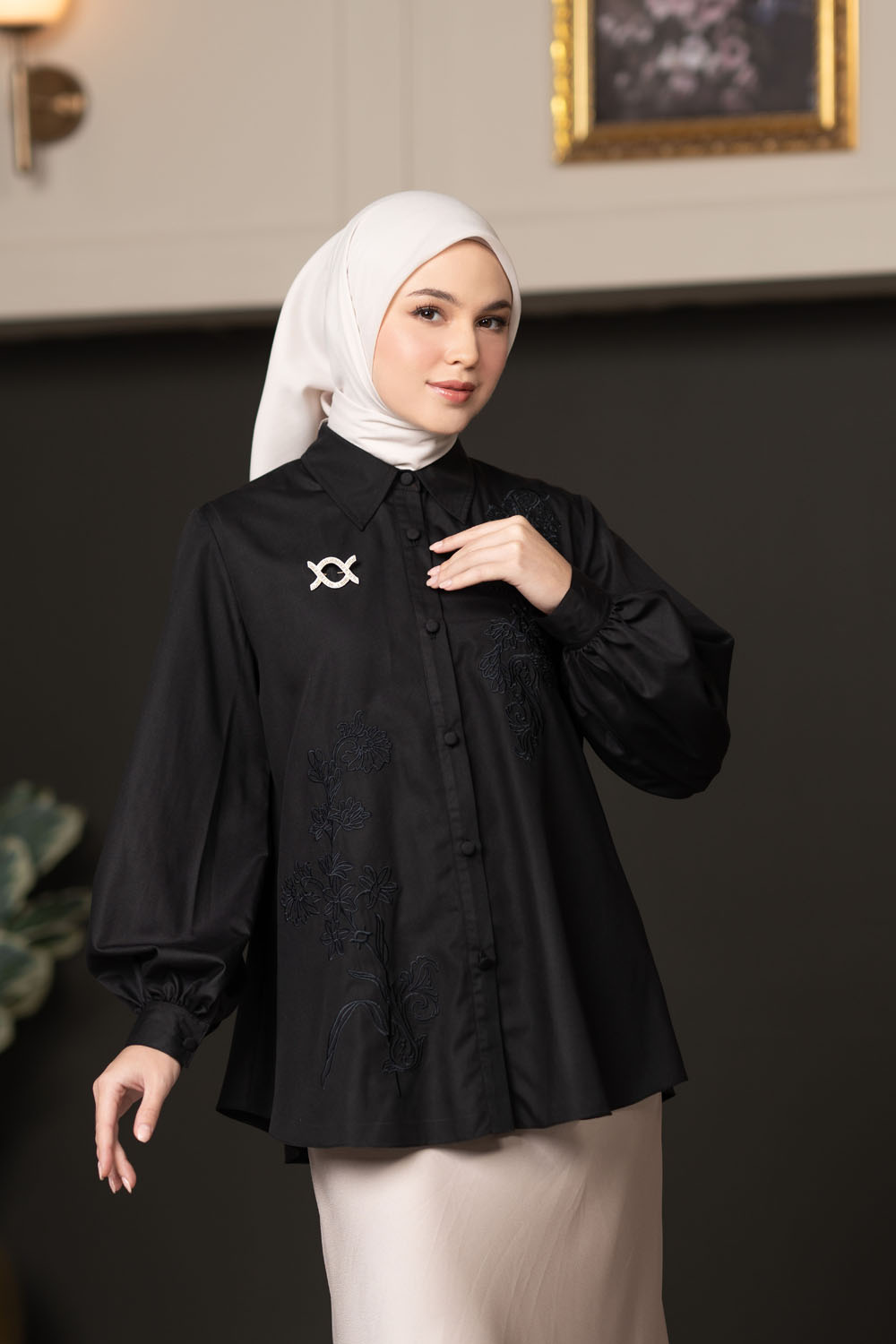 Lamia Shirt Caviar