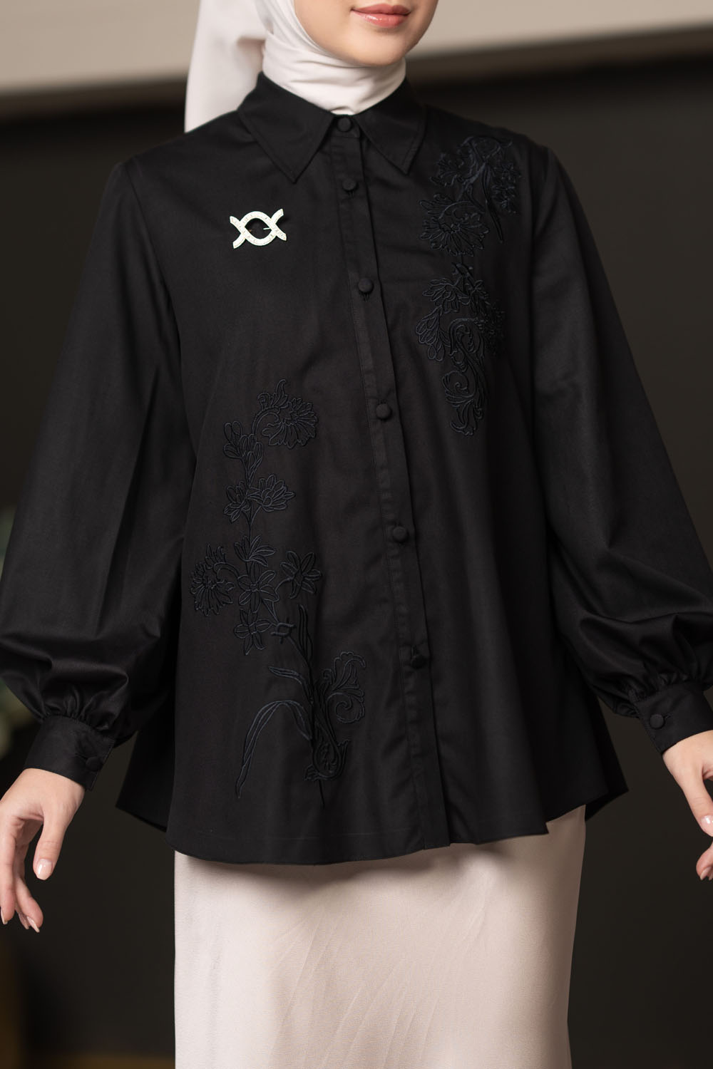 Lamia Shirt Caviar