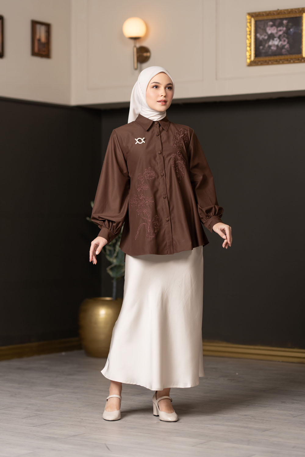 Lamia Shirt Major Brown