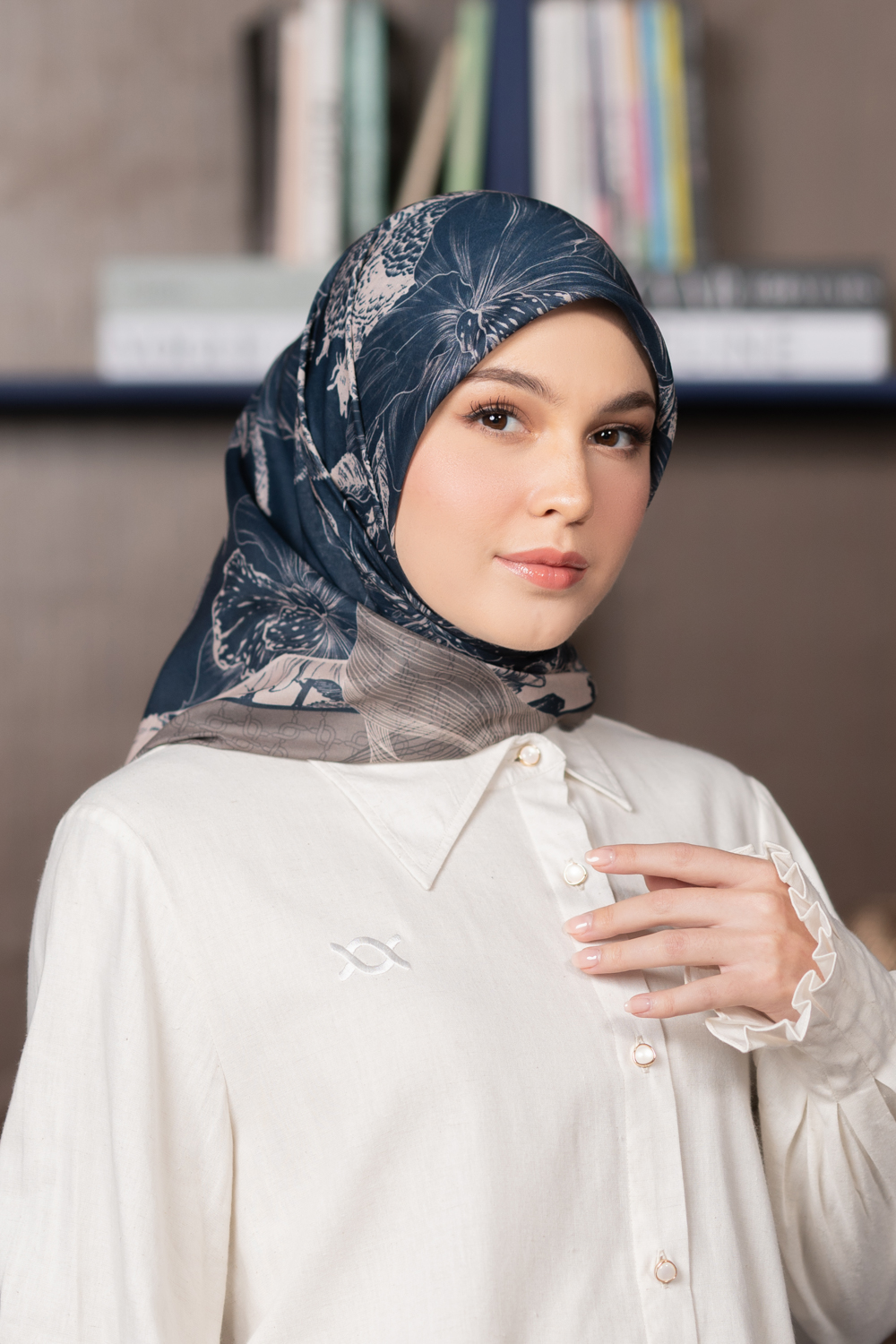 Veline Scarf