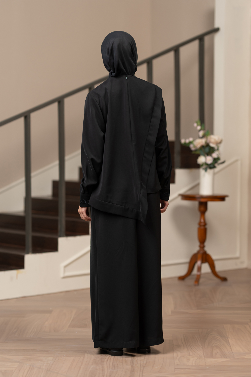 Crestella Blouse (Minor) Raven