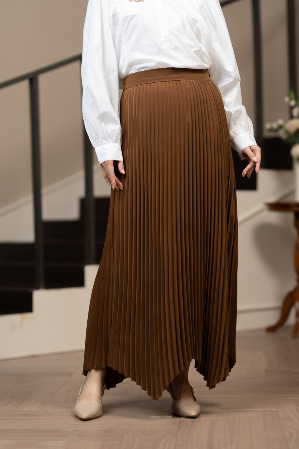 Lacy Skirt Toffee