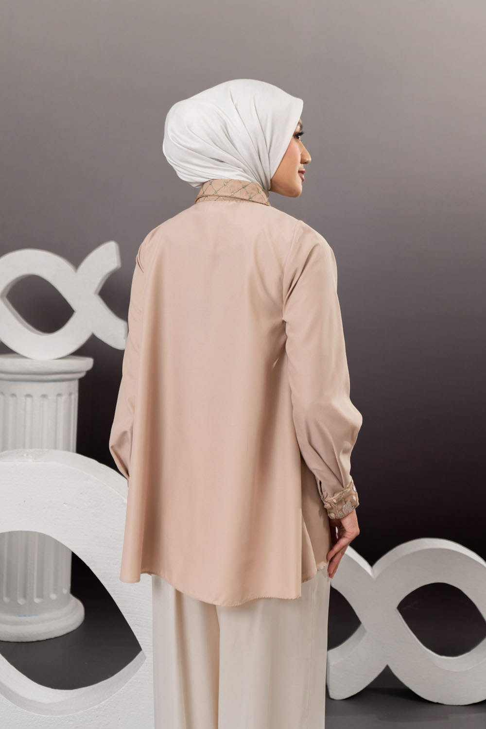 Novely Shirt Sand