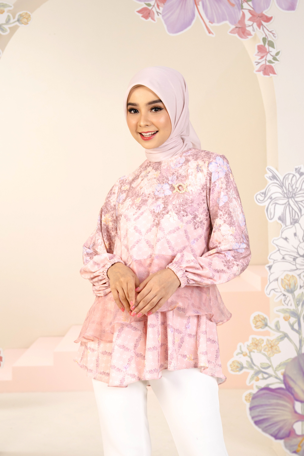 Ariana Blouse (Minor) Strawberry Jam