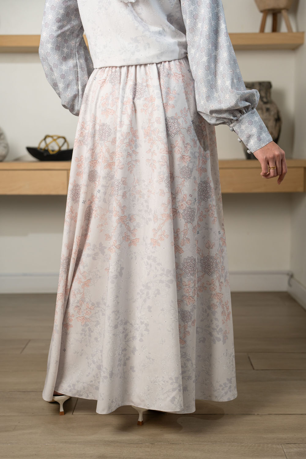 Siara Skirt Silk Grey