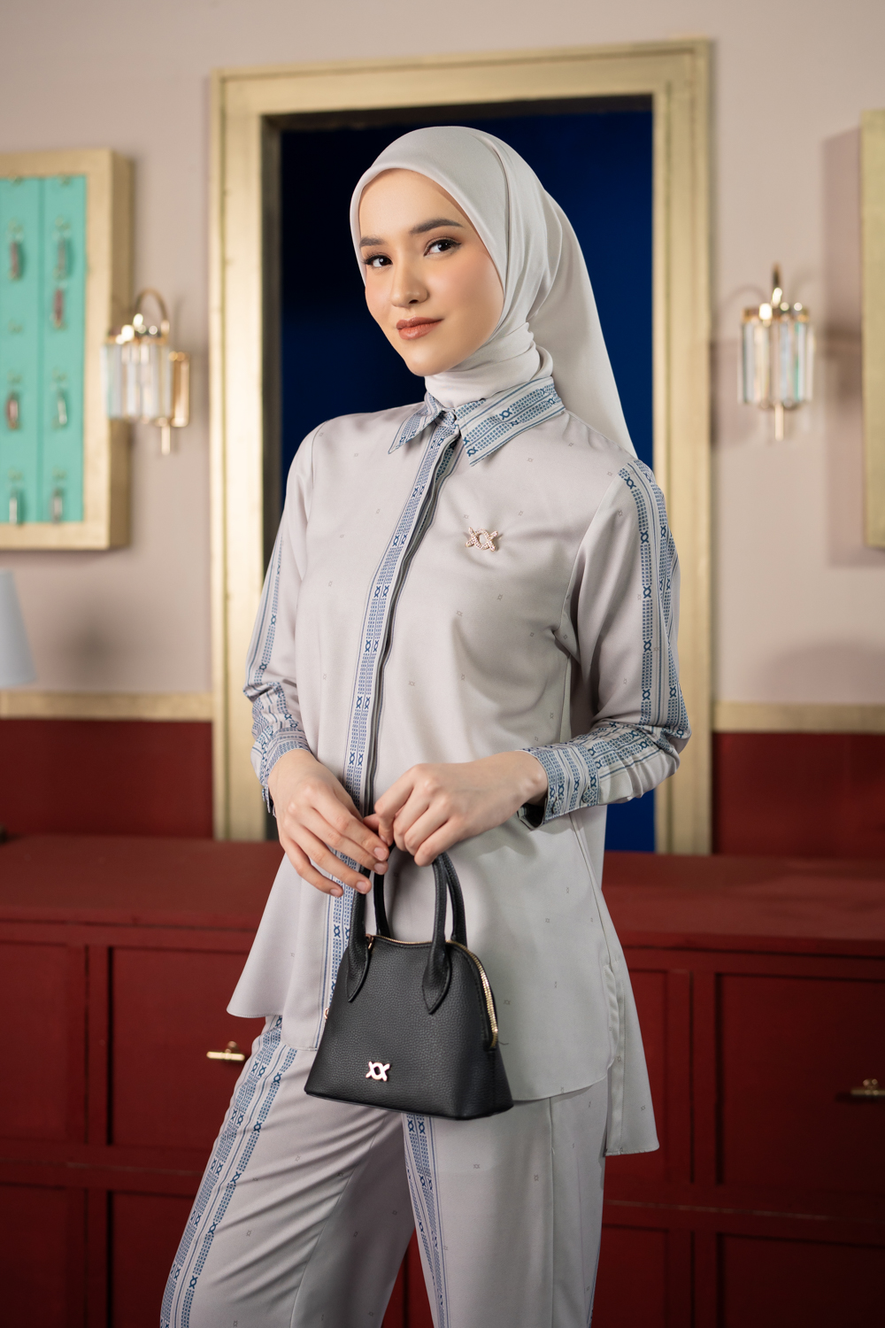 Erin Sling Bag
