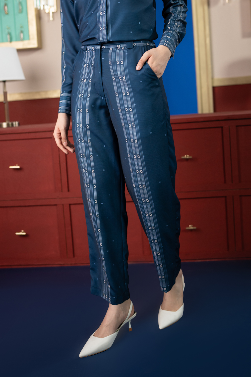 Jeanne Pants Deep Ocean