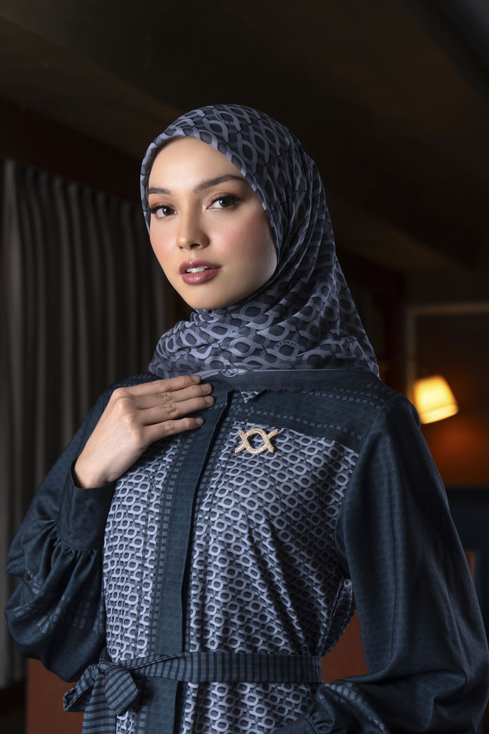 Minera Scarf Big Monogram