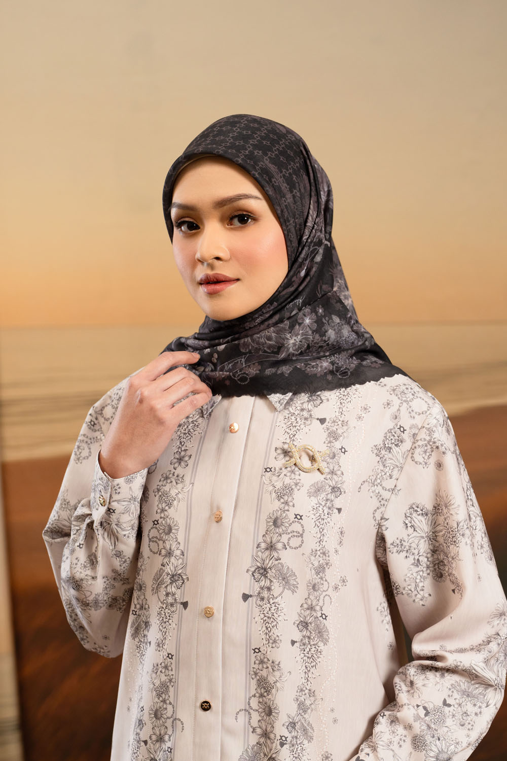 Serafia Scarf