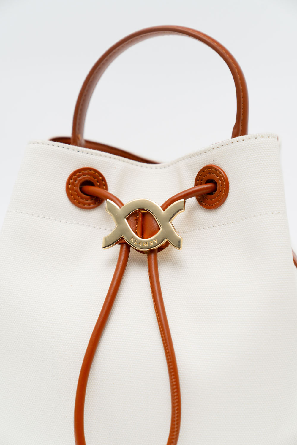 Ava Bucket Bag Large