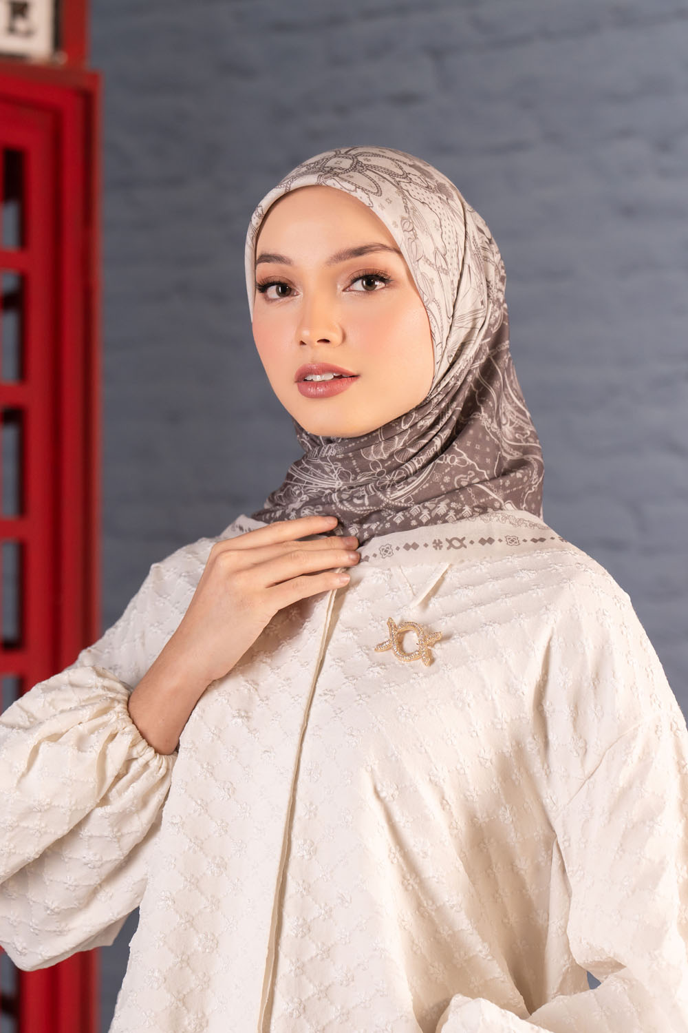 Marylin Scarf (Minor)