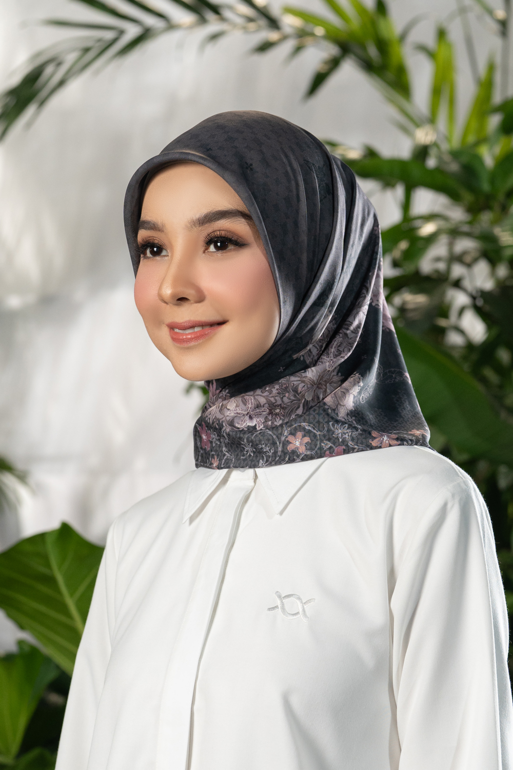Seruni Scarf