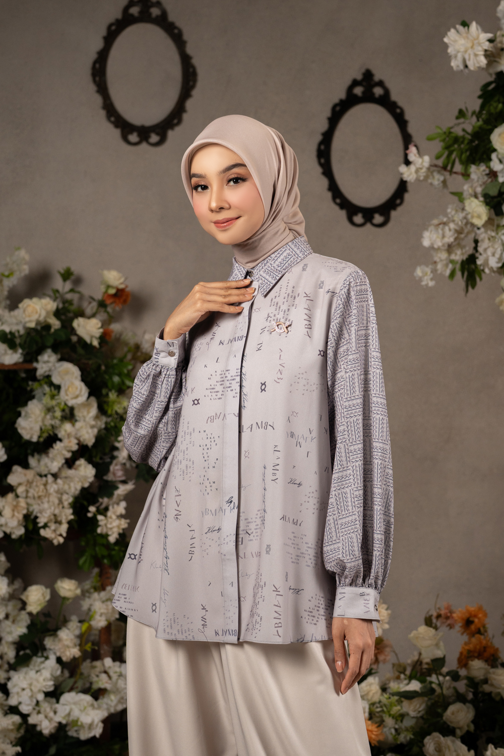 Aksalia Shirt (Minor)