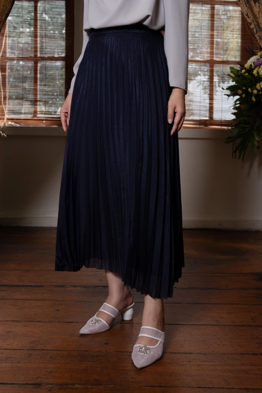 Image of Elle Pleated Skirt (Minor) Estate Blue