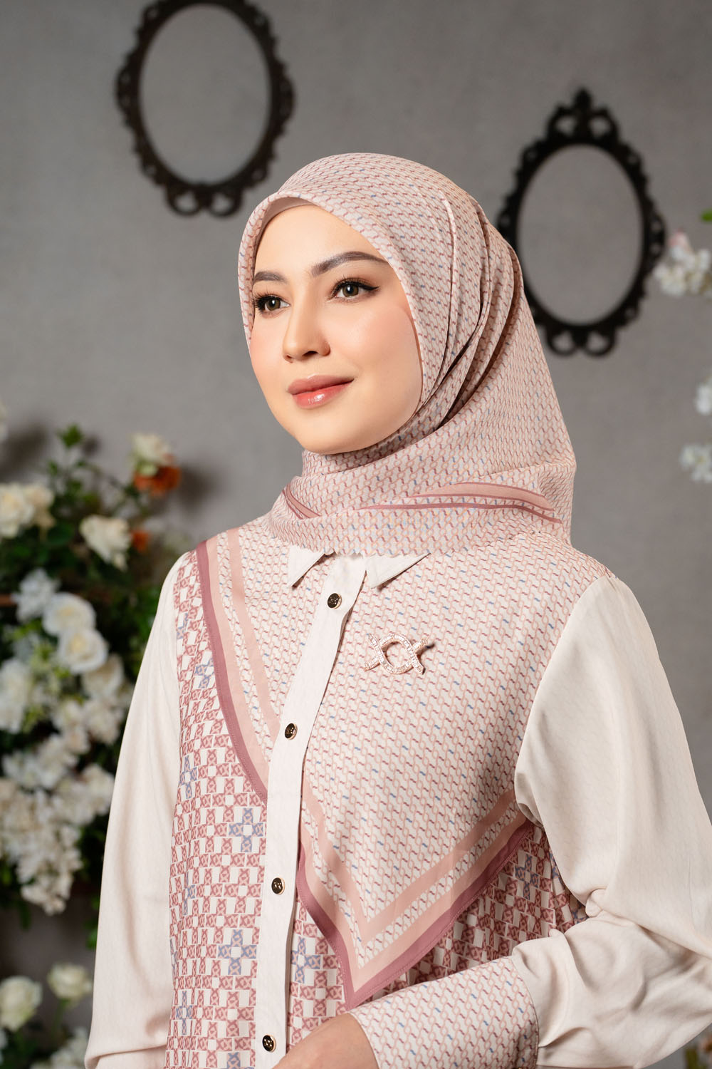 Romely Scarf