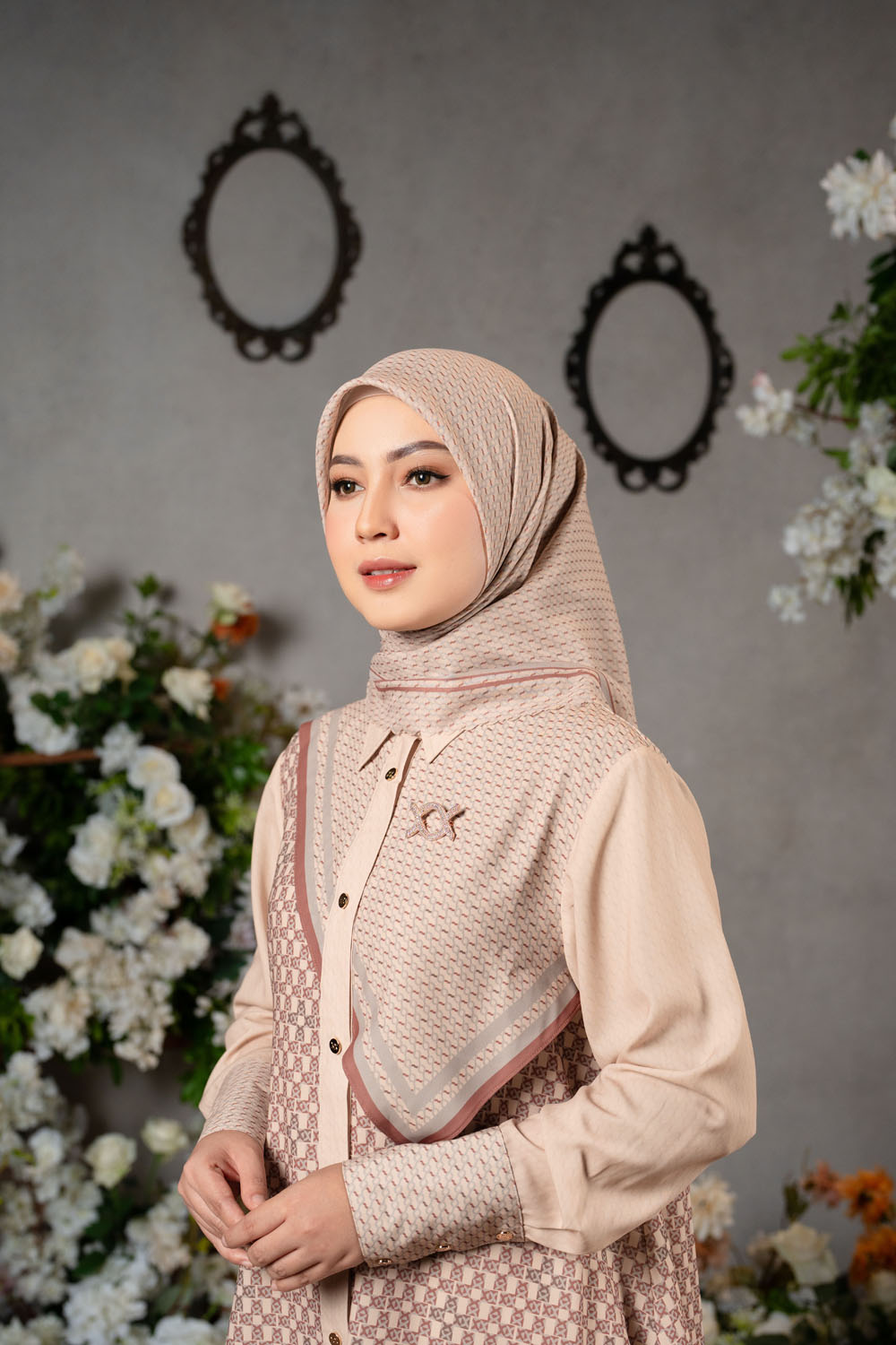 Romely Scarf