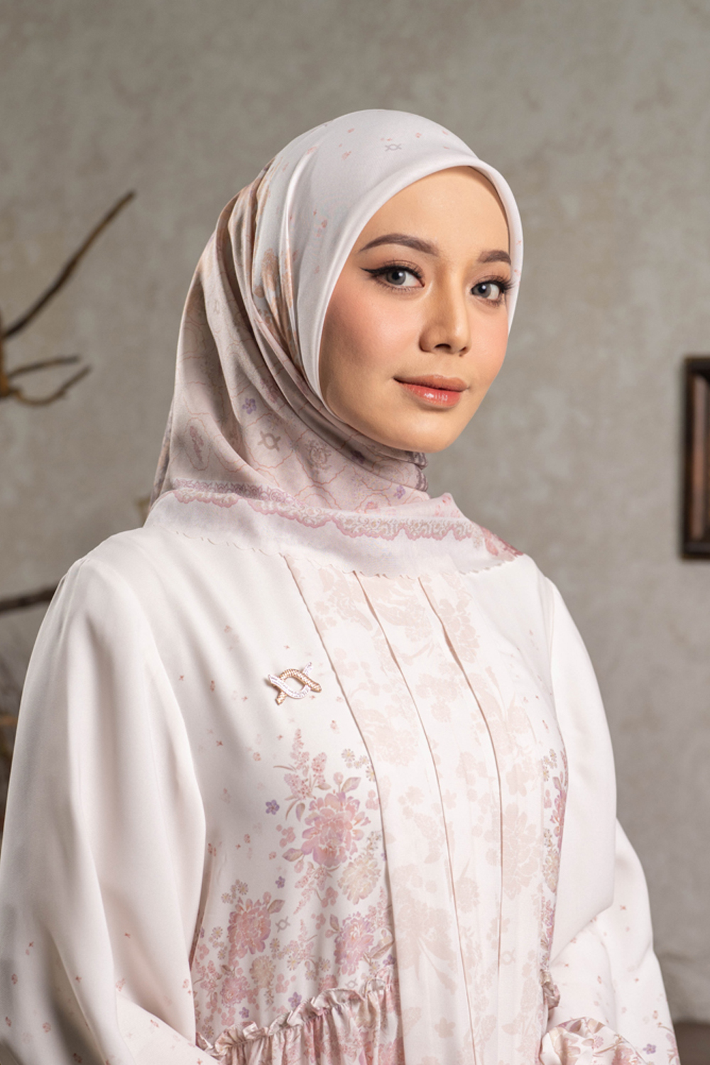 Nahira Scarf (Minor)