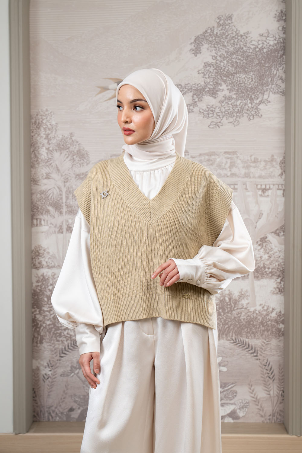 Mecy Sleeveless Knit Vest