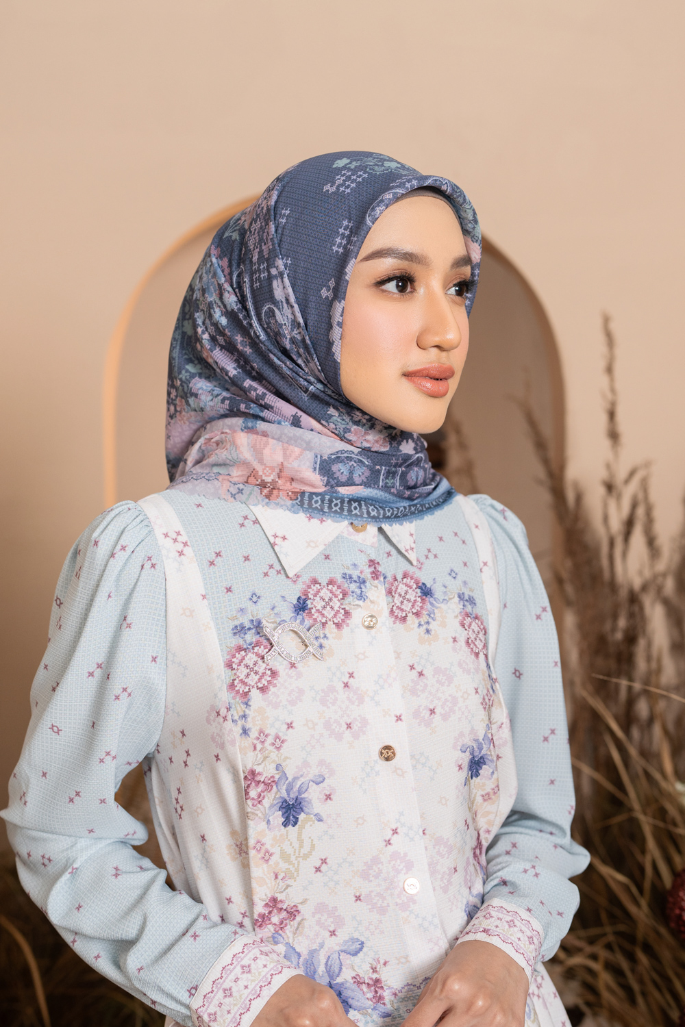 Kalola Scarf (Minor)