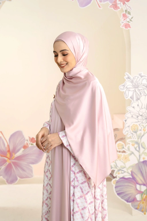 Image of Ariana Pashmina
