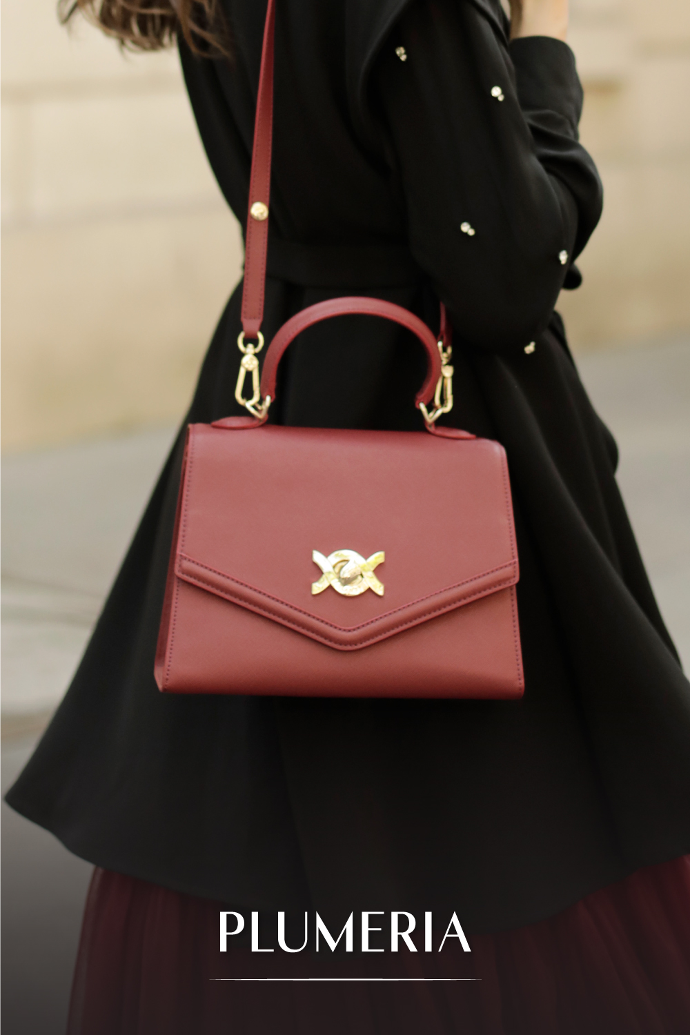 The Classic Handbag (Minor)