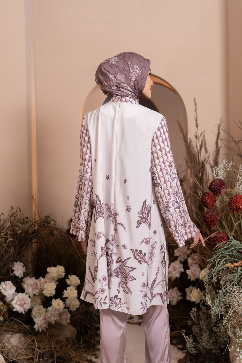 Semantik Tunic (Minor) Antique Shell