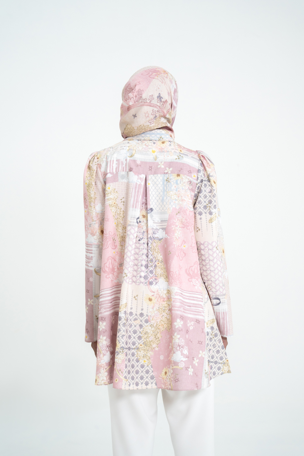 Zeya Shirt (Minor) Sweet Chalk