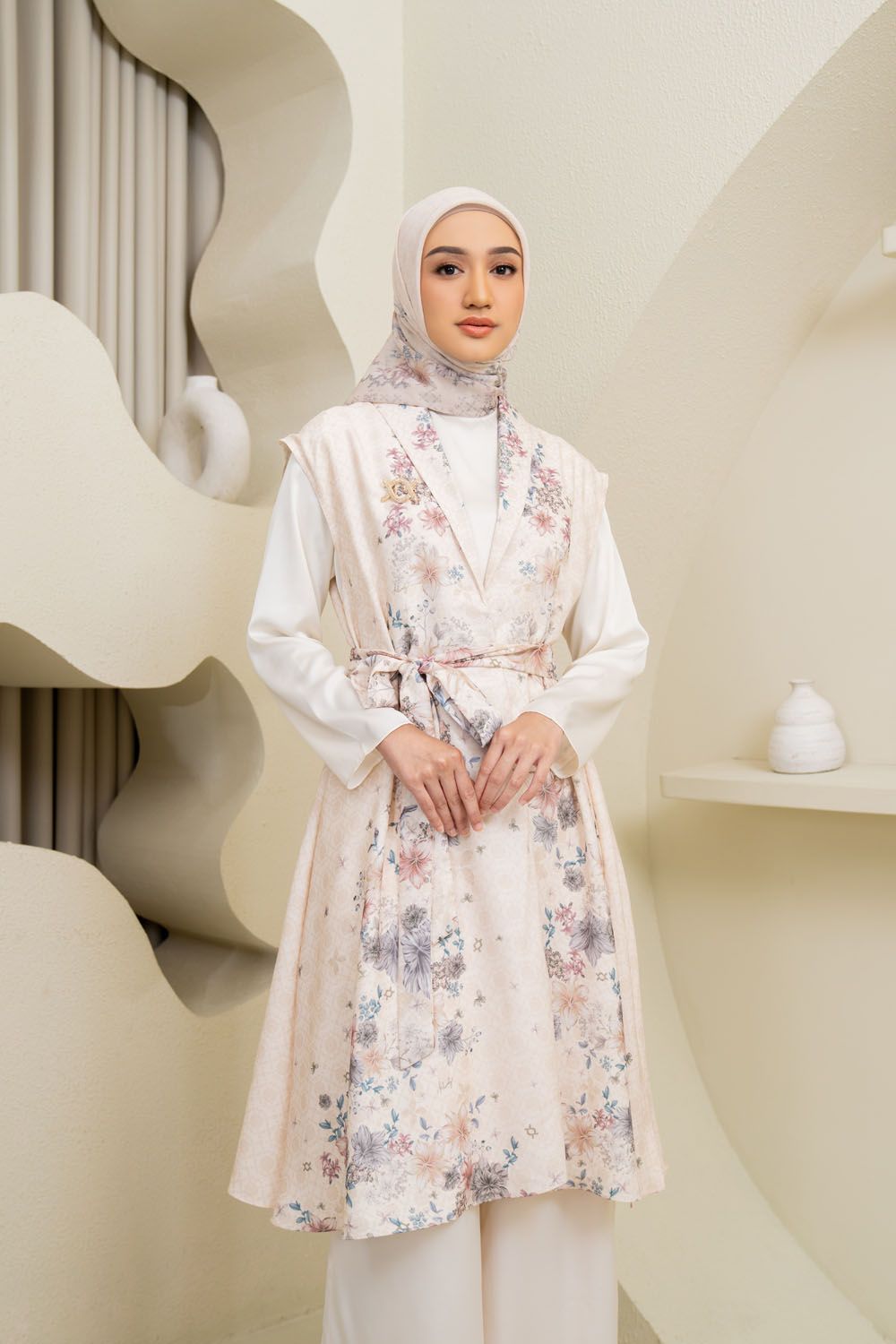 Muraya Outer (Minor) Ivory Moss