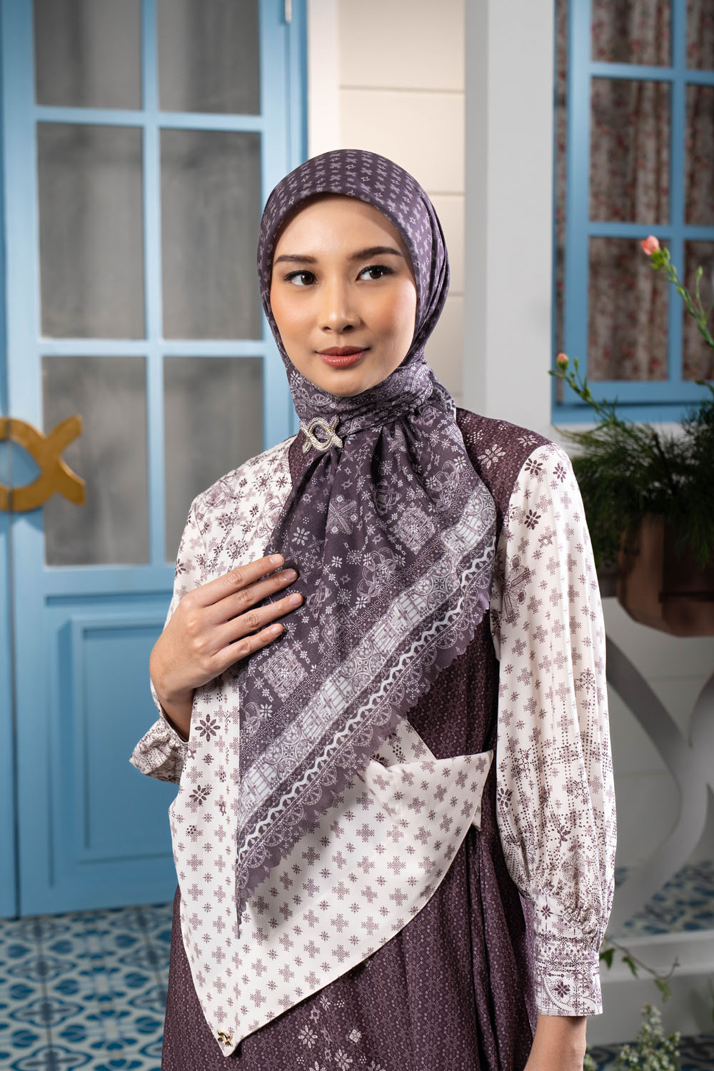 Diyasmara Scarf