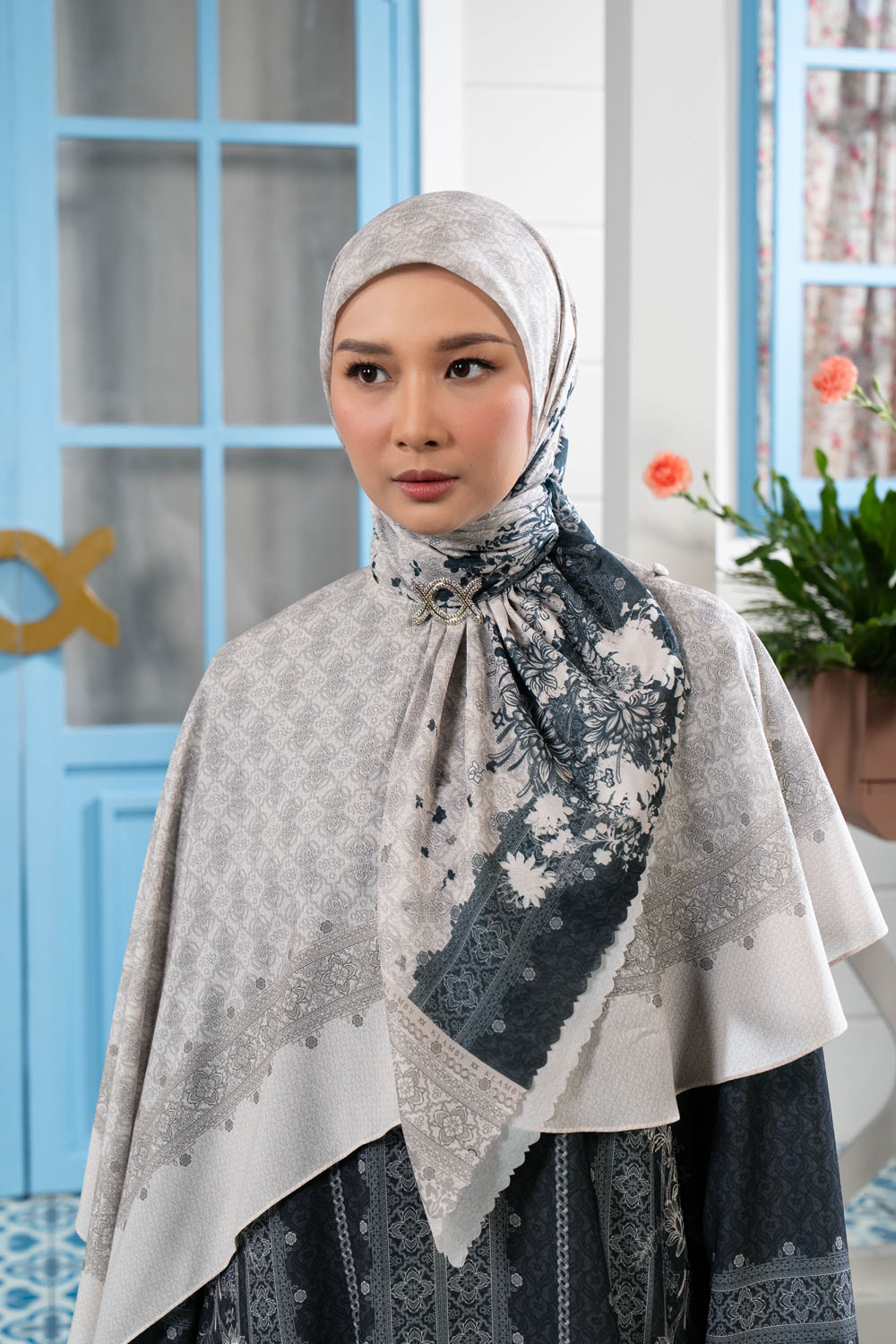 Talaruna Scarf