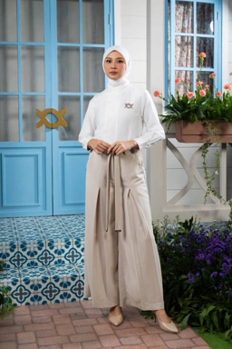 Catagory Ads Marketing (Iona Blazer & Sekar Pants)