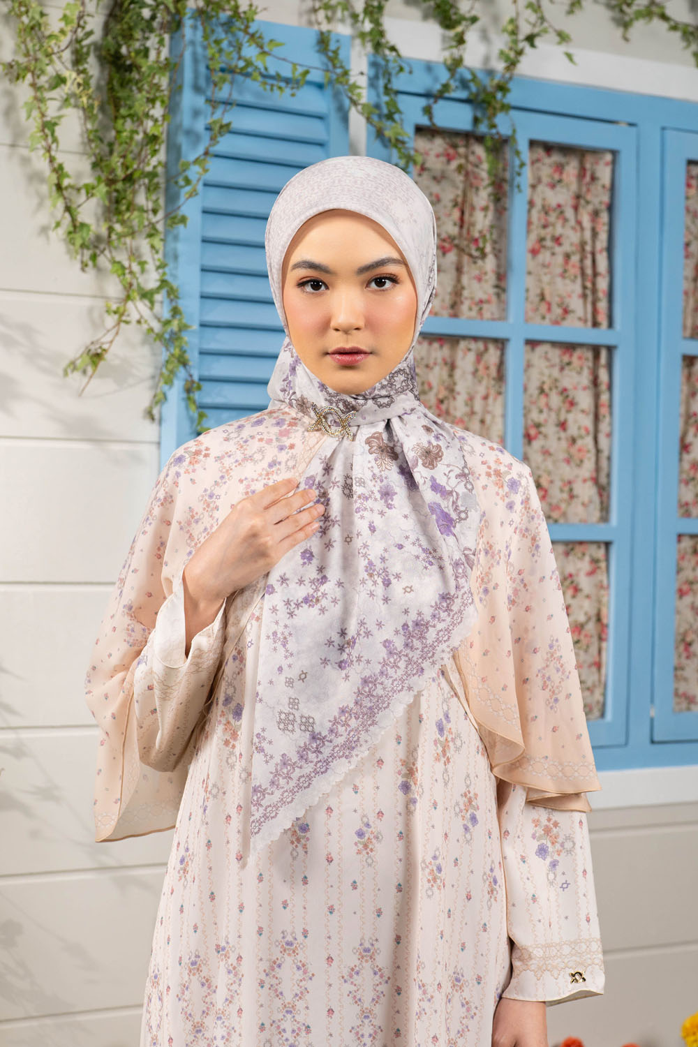 Amertha Scarf