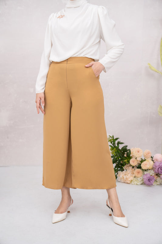 Mary Pants (Minor) Firecracker