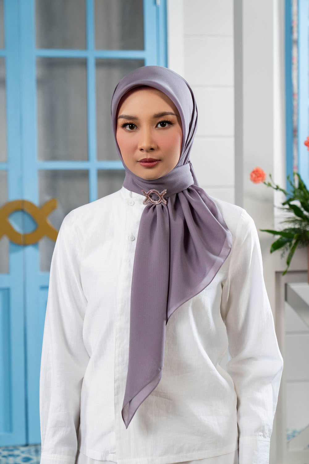 Nura Scarf (Minor)