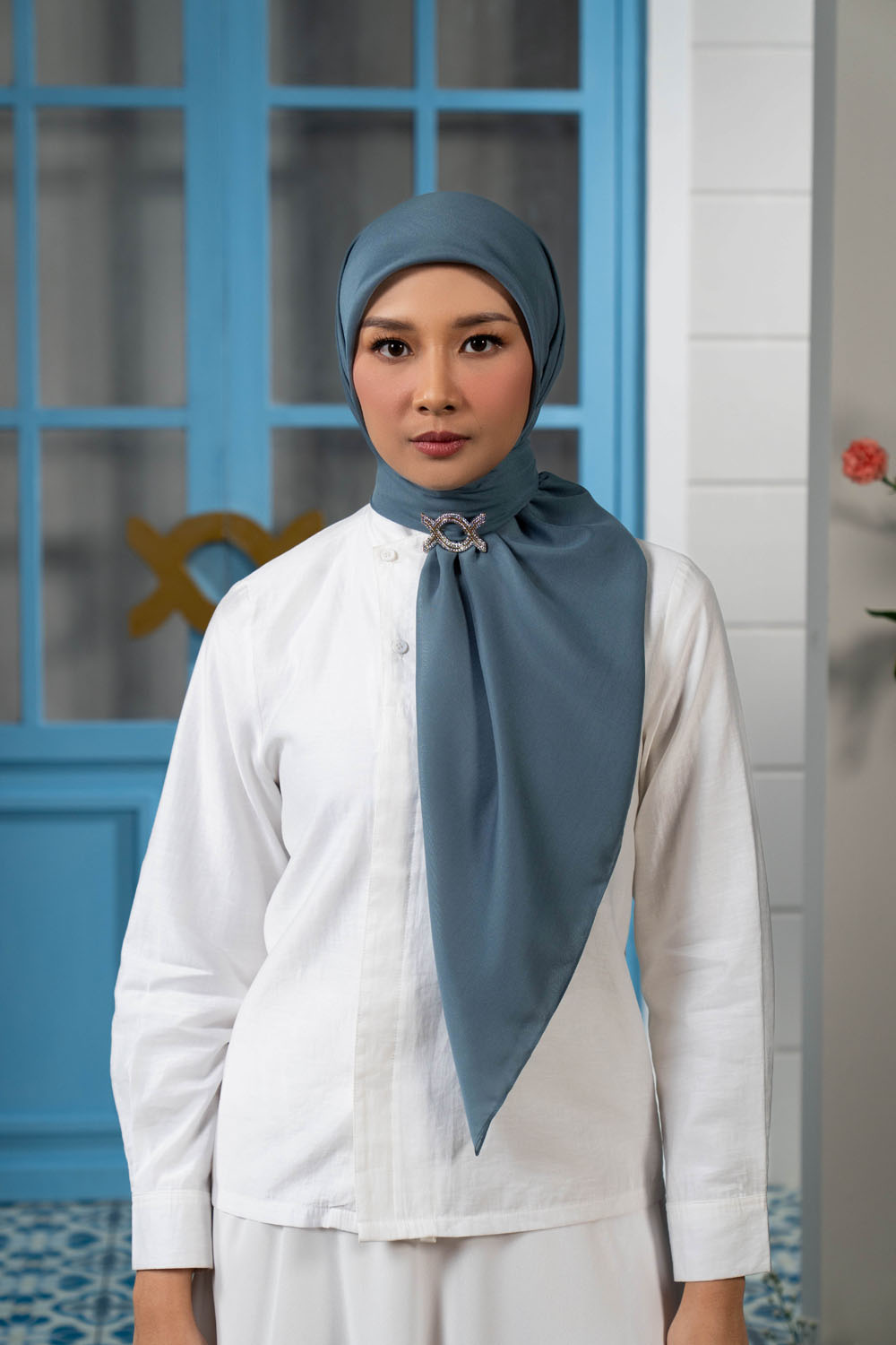 Nura Scarf (Minor)
