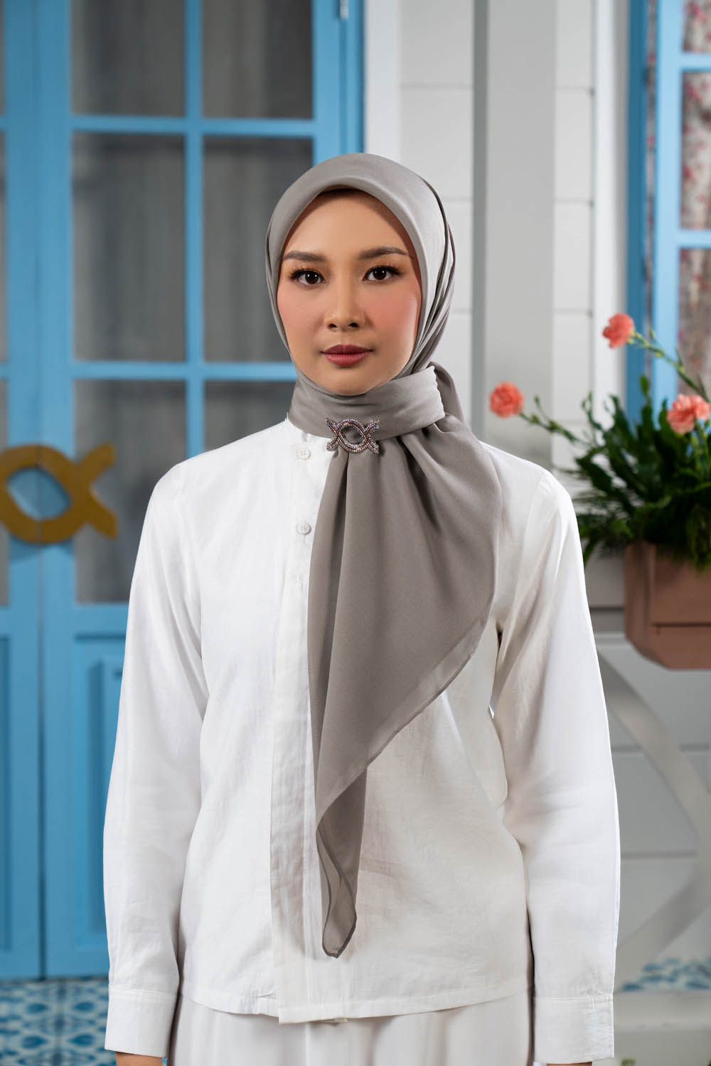 Nura Scarf (Minor)