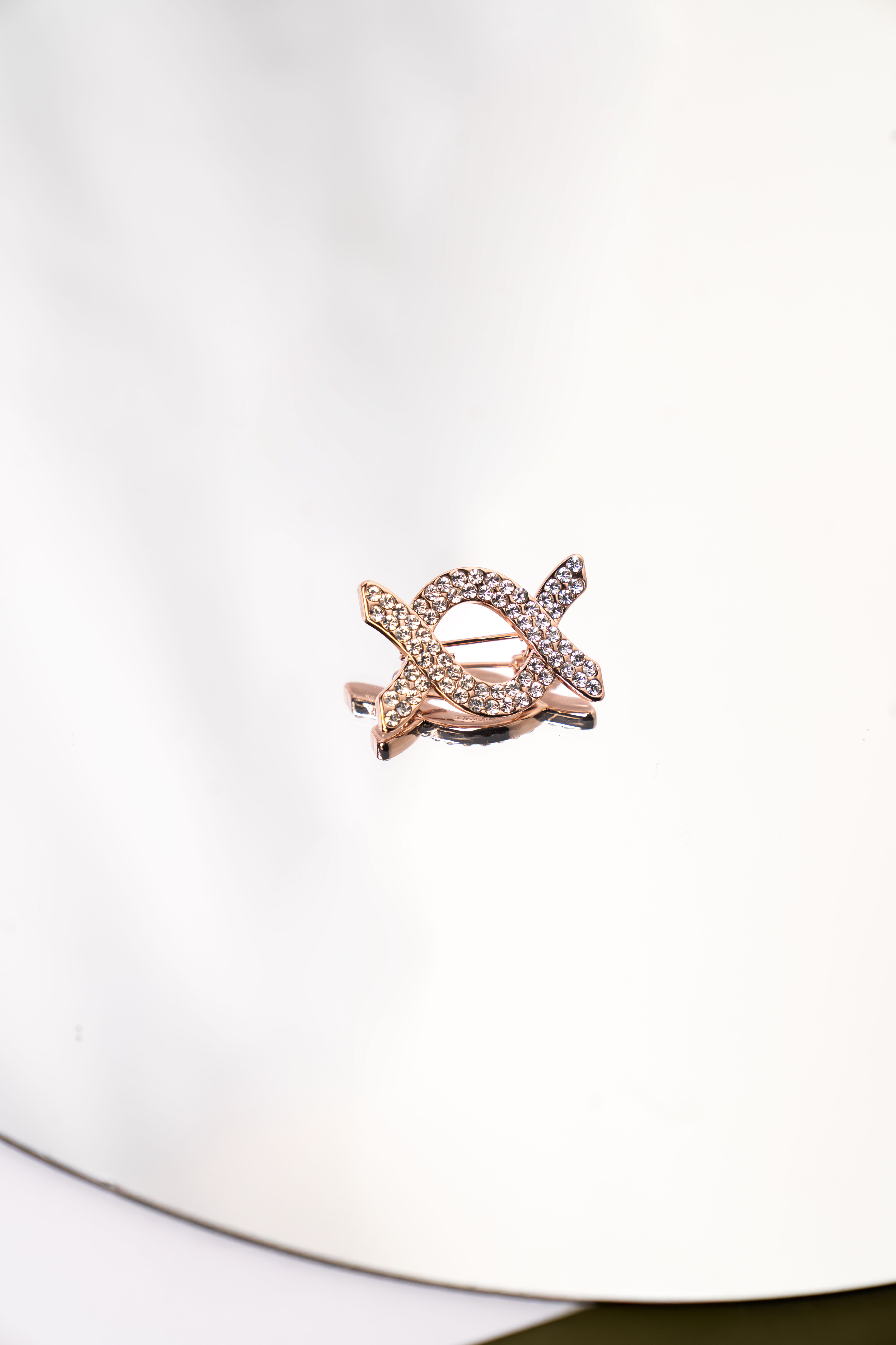 Alice Brooch Rose Gold