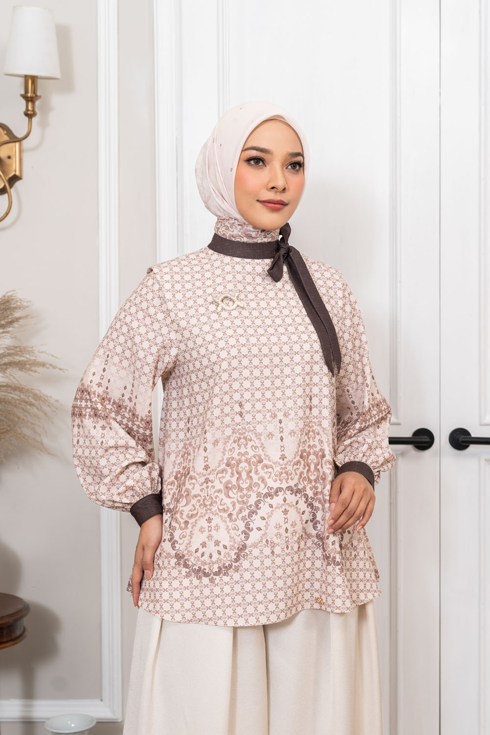 Nivara Blouse