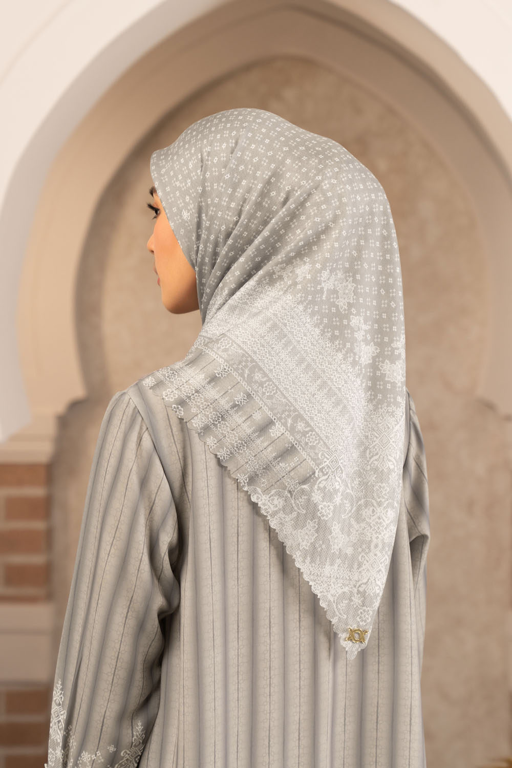 Rashinta Scarf