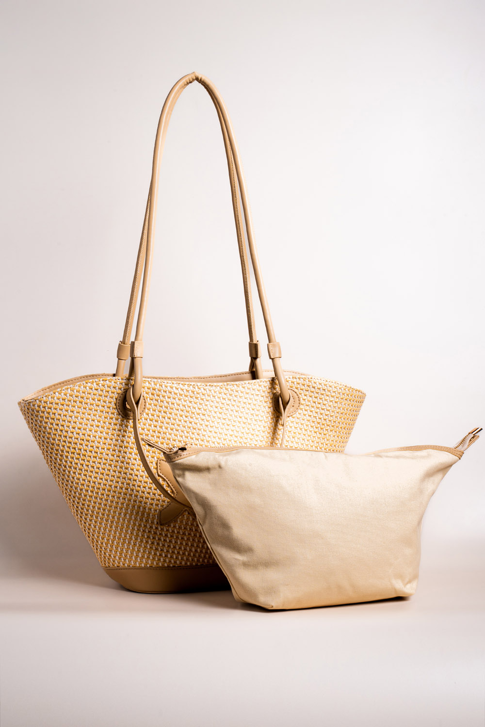 Yara Bucket Tote Bag