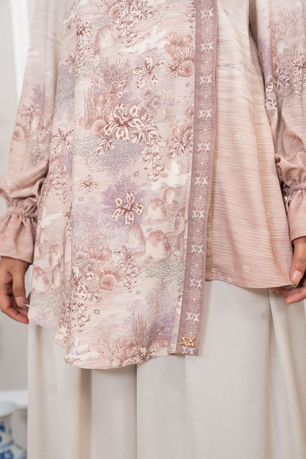 Dhinaya Shirt