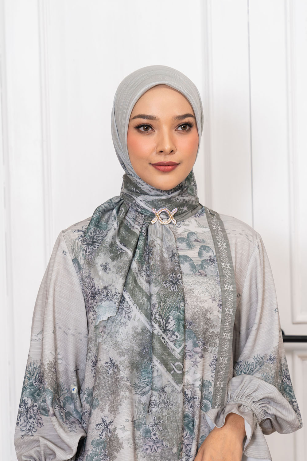Dhinaya Scarf