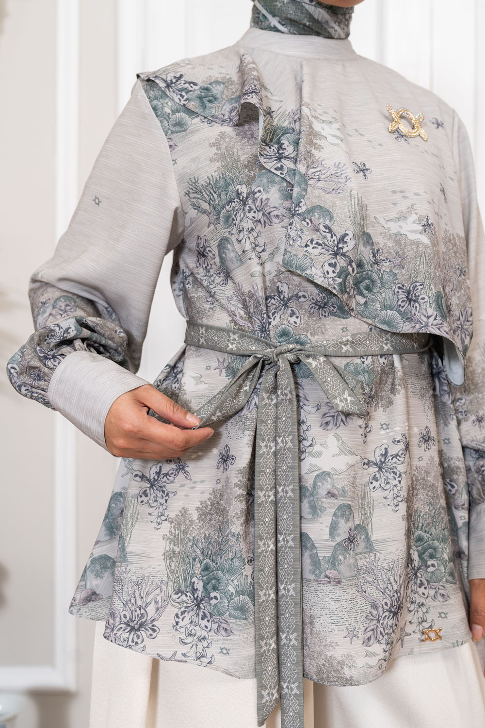 Dhinaya Blouse