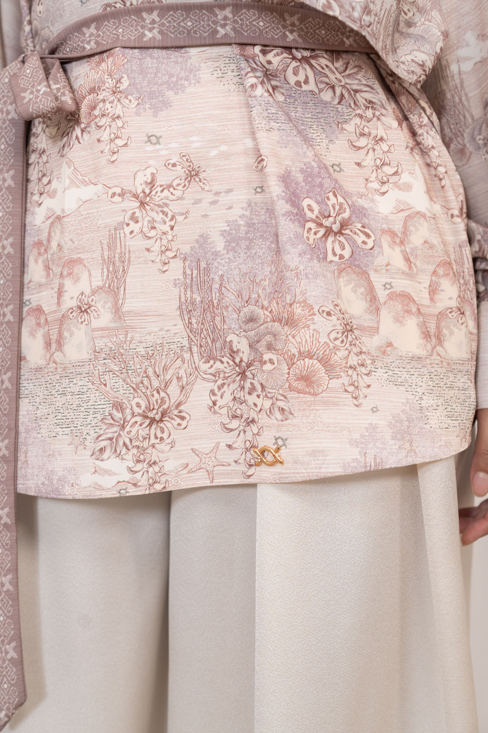 Dhinaya Blouse