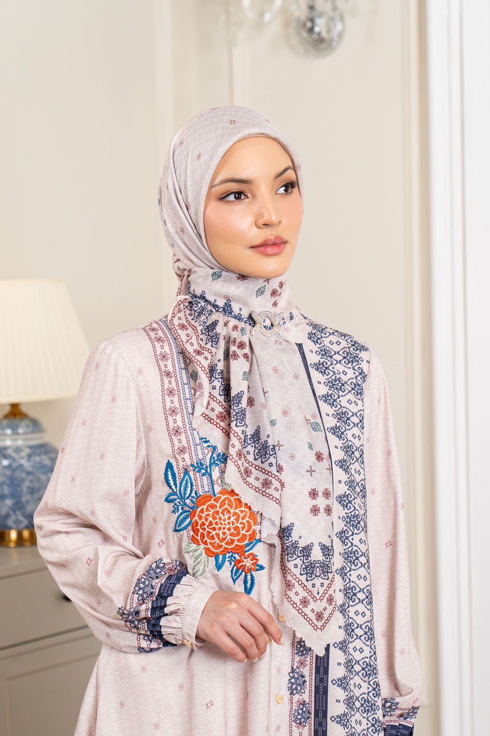 Rantari Scarf
