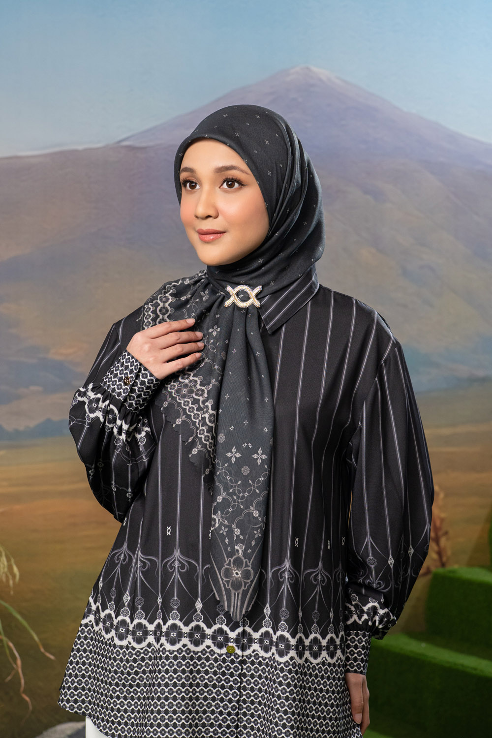 Limar Scarf