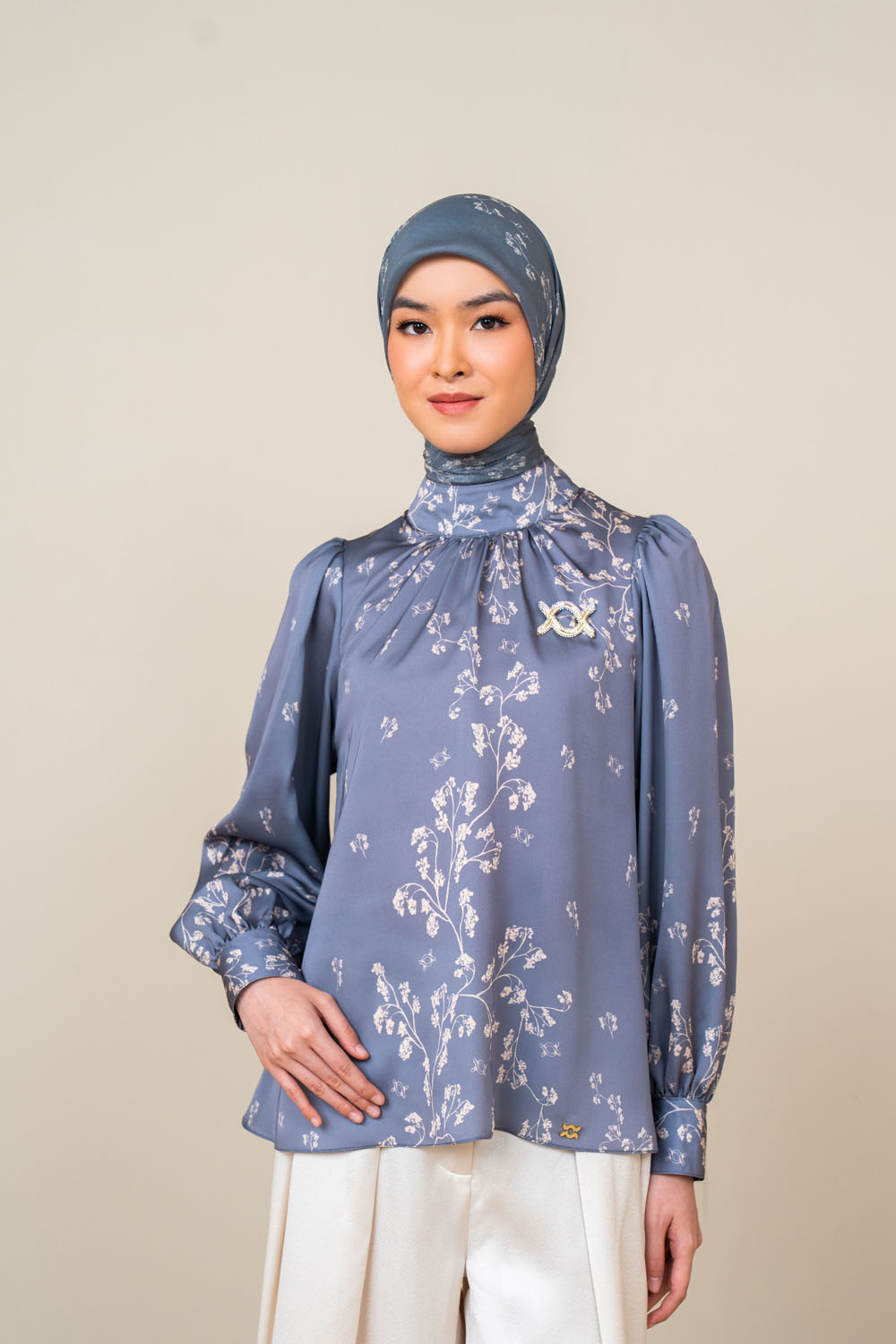 Gantari Blouse