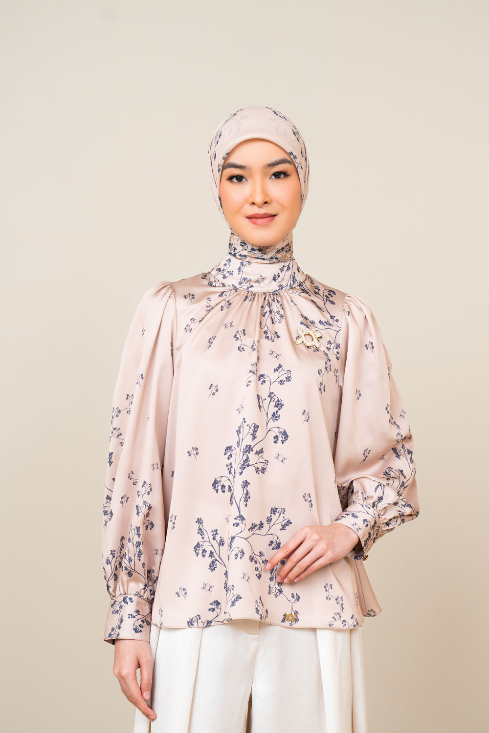 Gantari Blouse